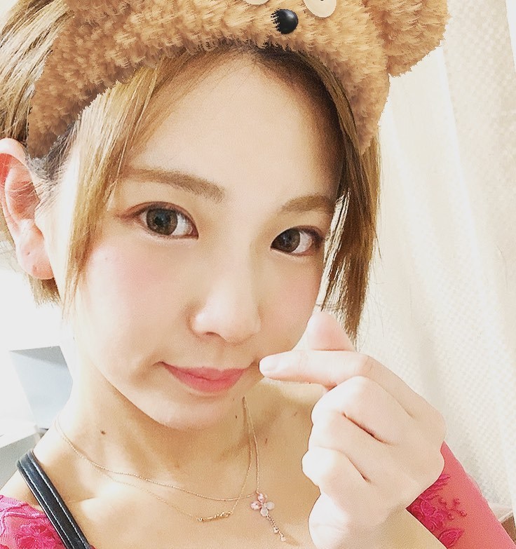 もも通信 1912 4 ももの日記 ブログ By New Club 志留久 シルク 市川市南八幡 キャバクラ